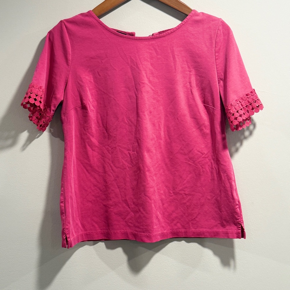 Talbots Women's Fuchsia Short Sleeve Top with Circle Lace‎ Detail Size M petite